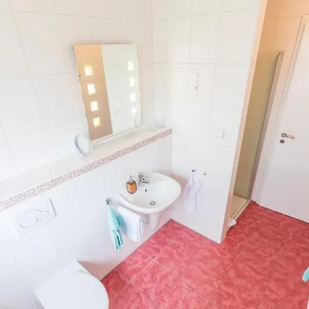 Judith App. 2 Seepark 아파트